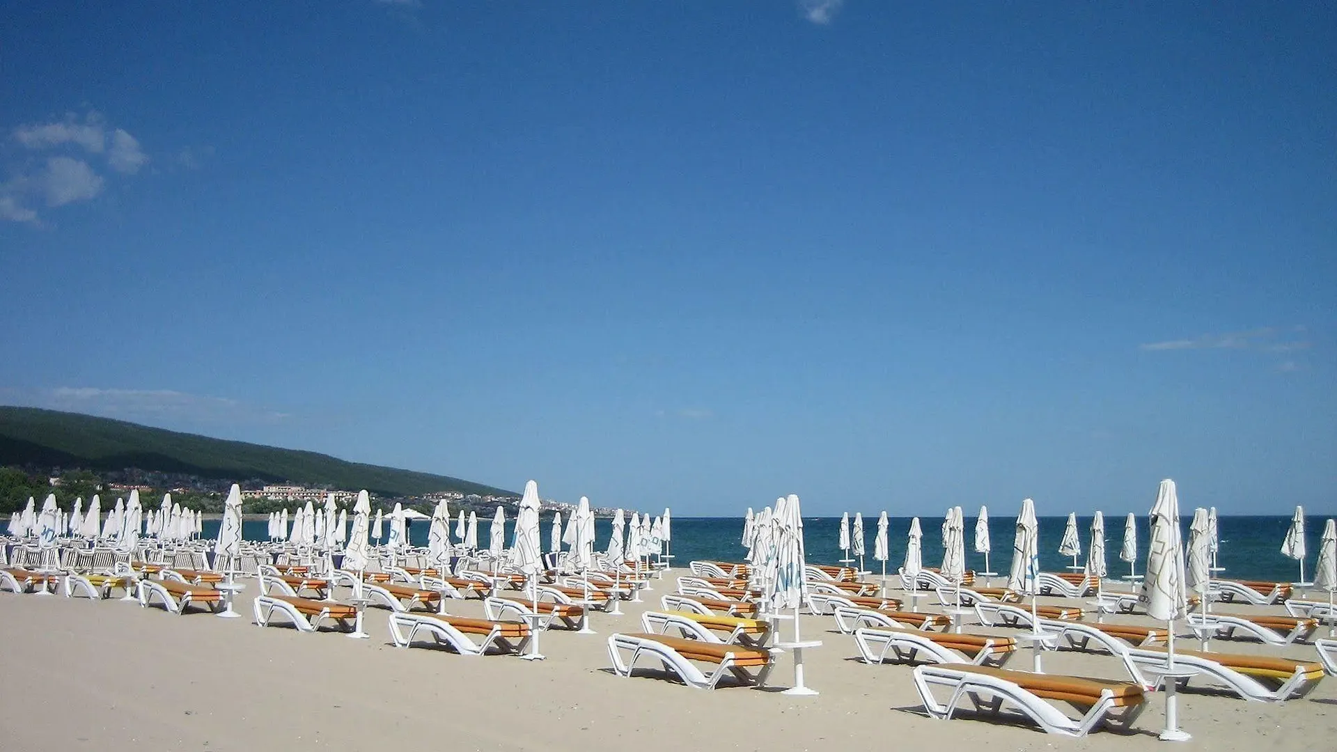 New Line Village Apartments Sunny Beach